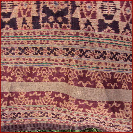 OLD HANDWOVEN IKAT SARONG ENDE FLORES WITH STAR MOTIFS MULBERRY