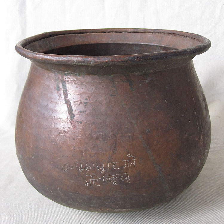 LARGE ANTIQUE  COPPER  POT  FOR COOKING  RICE ON OPEN FIRE 